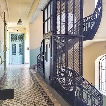 Super - Quiet Sleep Budapest