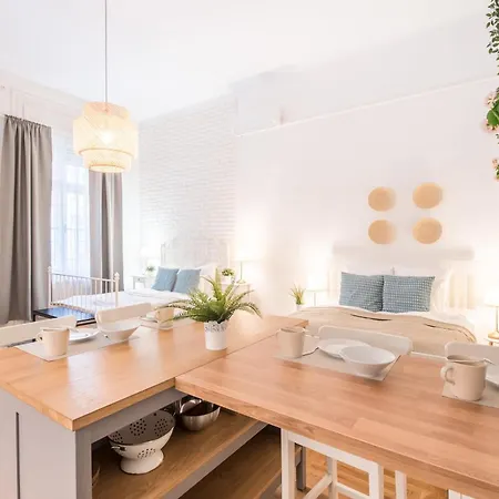 Super - Quiet Sleep Budapest